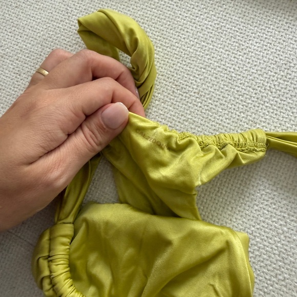 Calzedonia Bottom Shiny Satin - Picture 3 of 5